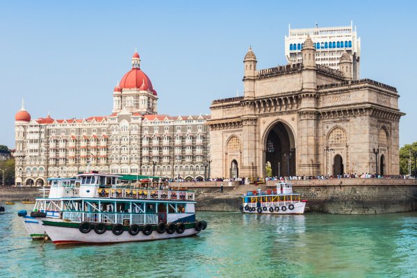 10 Things You can Do in Mumbai Alone, for All the Solo Travelers Who Love to Explore All By Themselves (2020)