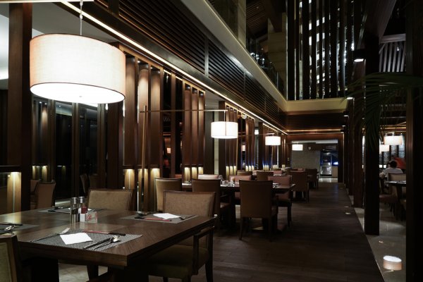 Nikmati Pengalaman Fine Dining Istimewa di 13 Restoran di Surabaya (2023)