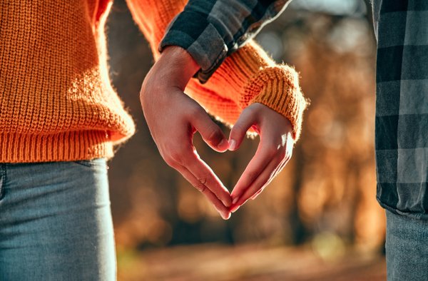 Giải mã tình yêu theo tâm lý học tình yêu giúp bạn hạnh phúc hơn trong mối quan hệ tình cảm