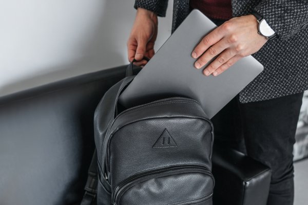 Looking for a Stylish and Comfortable Laptop Backpack? Discover the Best Backpack for Laptops Currently Available in India and How to Choose the Best One (2022)