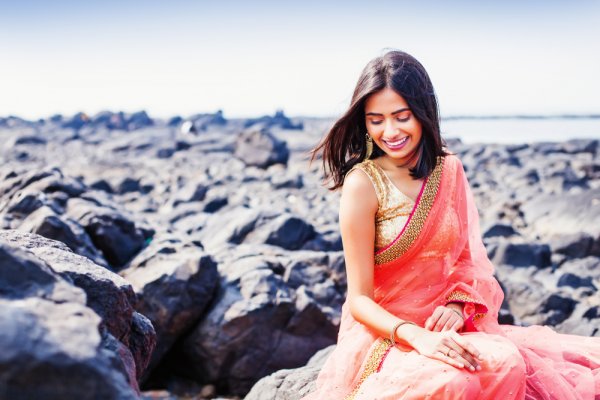 Looking for Pocket Friendly Sarees? Scoop Dazzling Sarees In A Budget Of Rs. 500 With Our Guide