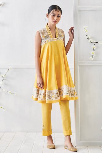  Wondering How to Ace Your Polished Office Look or Stay Comfy Yet Stylish at Home(2022)?10 Trendy Kurti Designs to Help You Stay Stylish and Traditional.