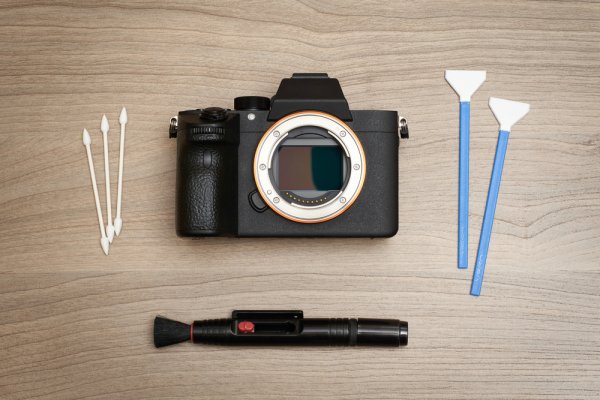 Hobi Fotografi? Ini 15 Rekomendasi Kamera Mirrorless Samsung Terbaik (2023)