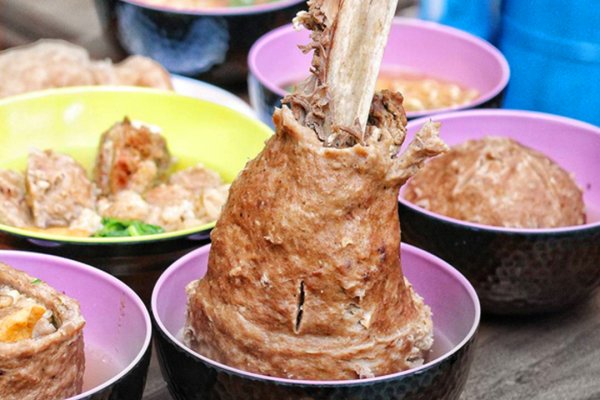 Tempat Makan Bakso Rusuk di Jakarta dan 8 Rekomendasi Bakso Rusuk Kemasan yang Tak Kalah Enaknya (2023)