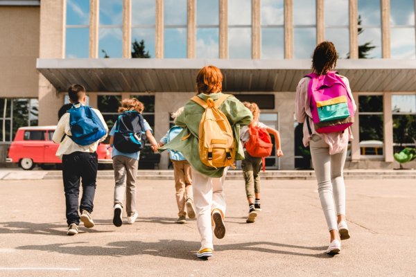 Menghadirkan Semangat Belajar, Ini 15 Rekomendasi Tas Anak Sekolah Terbaik! (2023)
