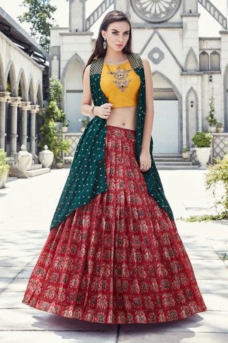 Look Like Your Favourite Star with These 10 Handpicked Lehenga Choli Sets That Bring the Best Looks from Bollywood 2019 to Your Wardrobe!