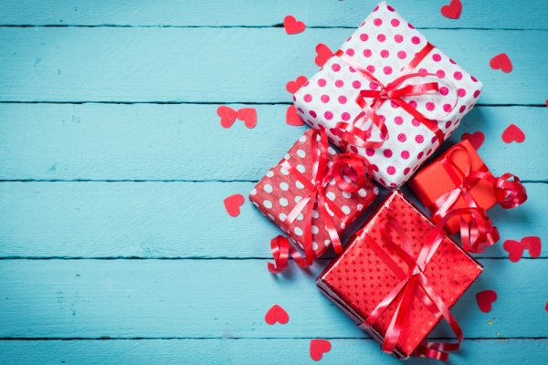 Gợi ý 10 set quà Valentine ý nghĩa nhất (năm 2021)