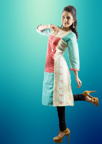 Kurtis are Lifesavers for a Busy Schedule and Well Worth the Effort of Keeping Them Up to Date: 10 of the Latest Kurti Patterns for 2019 and Tips to Style Them