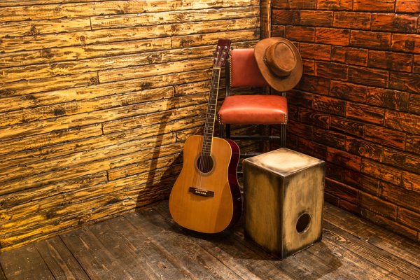 15 Rekomendasi Cajon yang Serbaguna dan Memukau, Cocok untuk Anda Penyuka Musik (2023)