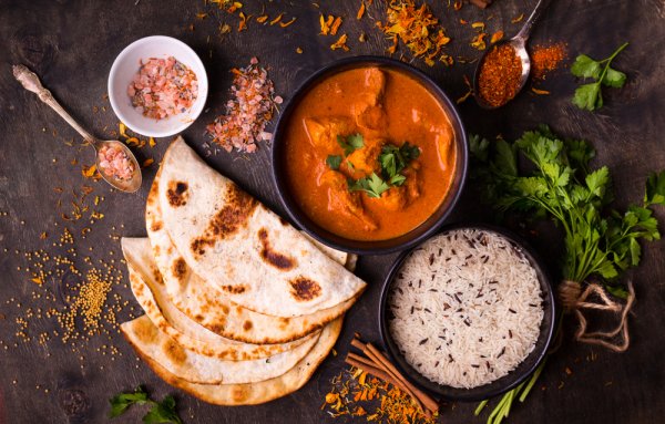 Indian Cuisine Is Continually Put on Foodie Lists All over the World: Here are 10 Famous Indian Foods That Work Miraculously to Lure You into Their Spell (2020)