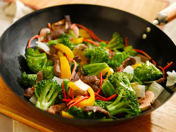 10 Rekomendasi Menu Masakan Brokoli Paling Mudah Dibuat di Rumah