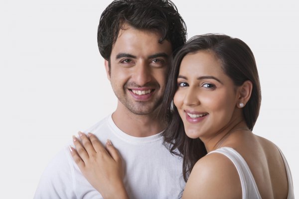 How to Shop for an Indian Man and the 10 Best Gifts Ideas for Indian Husbands