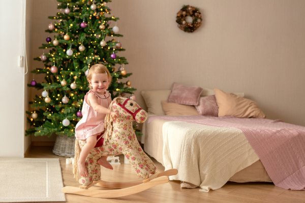 1歳の女の子におすすめのクリスマスプレゼントランキング32選 積み木やおままごとセットなどの人気商品をご紹介 22年最新 ベストプレゼントガイド