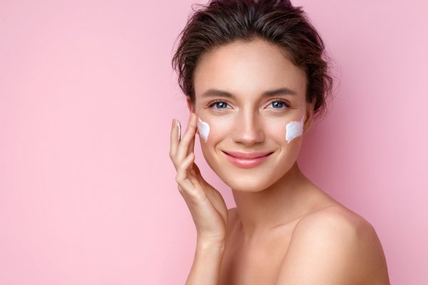 Tetap Awet Muda dengan 15 Anti Aging Cream Terbaik Ini (2023)