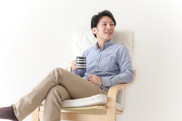 10 Brand Pilihan Celana Chino Pria Terbaru yang Berkualitas (2018)