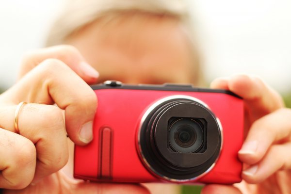 15 Rekomendasi Kamera Pocket Canon Terbaik yang Mudah Dibawa Ke Mana-mana! (2023)