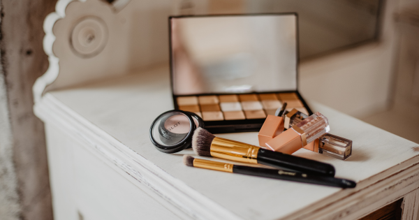 Love Makeup? 30 Best Makeup Kits of 2023 for a Simplified Makeup Routine 