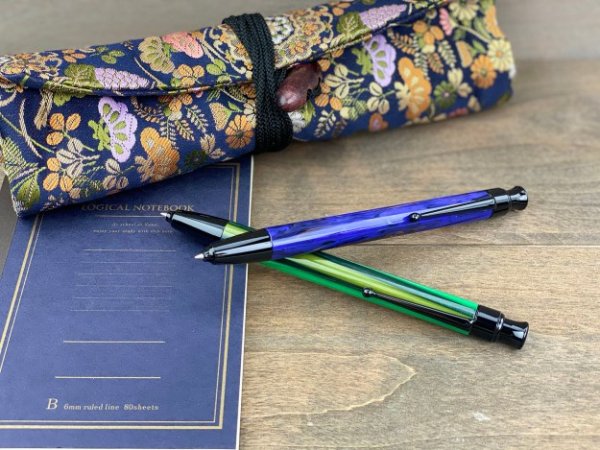 Learn How to Gift Wrap a Pen: 8 Pen Gift Wrapping Ideas and 3 DIY Gift Wraps to Make Unwrapping That Pen Extra Special (2021)