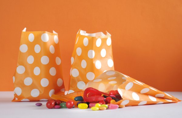 Whether You're Putting Together a Treat Bag for Birthday Favours or Wedding Favors, Gift Bags Are a No-Fail: 10 Awesome Party Favours Gift Bags Ideas for Kids (2020)