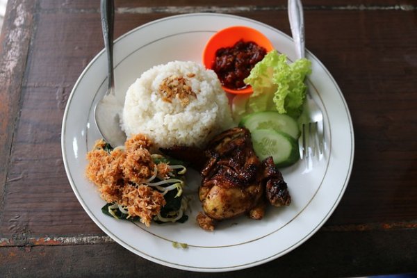 Dijamin Enak! Berikut 10 Rekomendasi Restoran Jawa Populer di Jakarta 