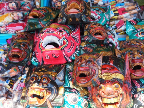 After a Gorgeous Holiday in Bali, What Will You Take Back as Souvenirs and Gifts for Those Back Home? Here's What to Buy in Bali (2019)