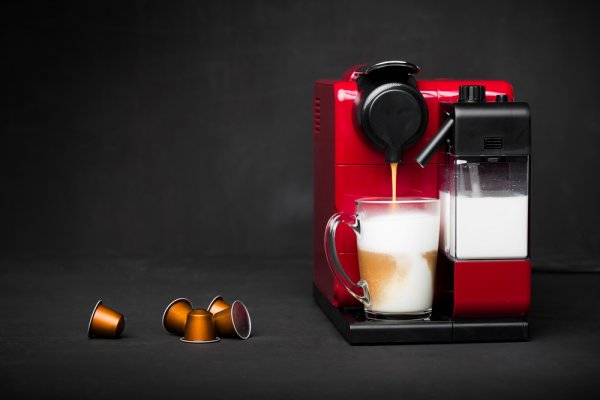 9 Rekomendasi Mesin Nespresso Original untuk Pecinta Kopi (2023)