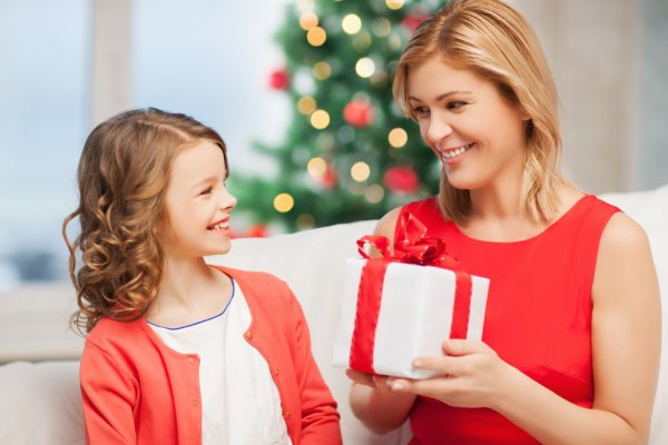 Gợi ý 10 món quà Noel tặng mẹ ý nghĩa (năm 2020)