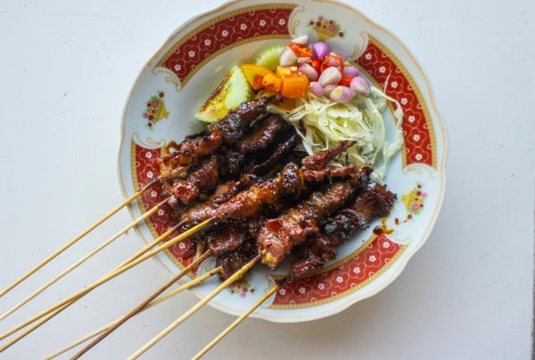 Pecinta Sate Wajib Merapat: Rekomendasi Restoran Sate Kambing di Jakarta Barat yang Wajib Dicoba! (2024)
