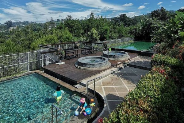 13 Rekomendasi Villa di Bandung, PIlihan Tepat untuk Liburan (2023)