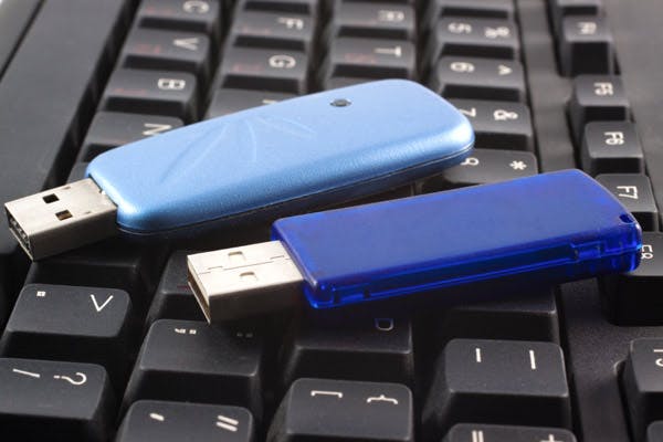 Are You Looking for the Best 4g Dongle in India(2021)? 10 Best Dongle in India for a fast and stable internet connection. 