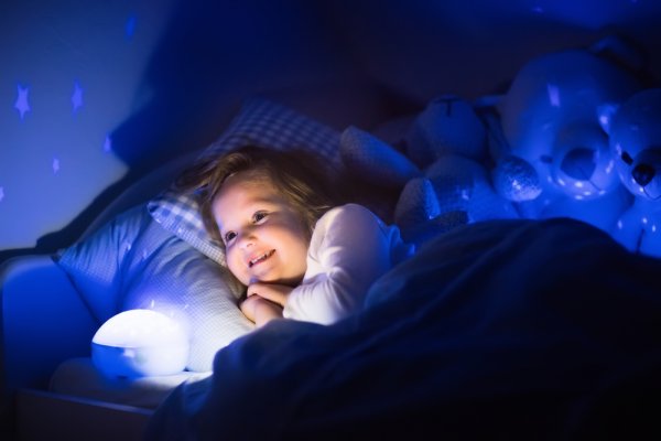 Mau Tidur Nyenyak? Ini 8 Ide Lampu Tidur Kreatif yang Bisa Anda Coba