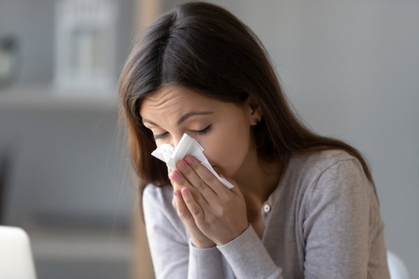 Are You Feeling under the Weather? Don’t Worry! Here Are 10 Best Remarkable Home Remedies for Cold and Fever to Tackle Your Cold and Fever Simply at Home (2020)