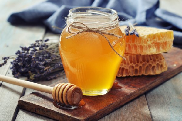 Honey, Mother Nature's Beneficial Gift: The Best Organic Honey You Can Buy in India and its Many Uses (2019)