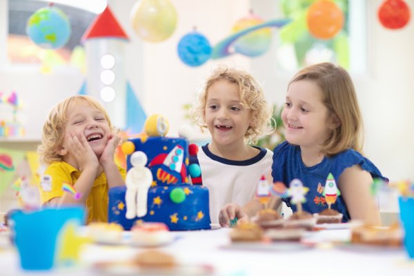 Make Your Little One's Day with a Rocket Themed Party on His Birthday! 10 Rocket Party Favors and Fun Ideas for the Party (2019)
