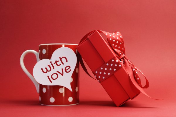 Top 10 món quà Valentine ý nghĩa độc đáo giá rẻ tặng bạn trai dưới 25 tuổi (năm 2021)