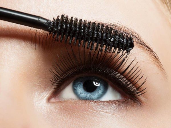 Perfect Lashes Need the Right Tools! Know All About Mascara Brushes And Find Top Options Across Each Type (2020)