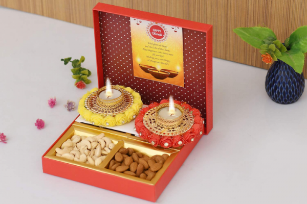 Looking for Delightful Diwali Gift Sets for Your Loved Ones? 12 Best Gift Sets for Diwali That Help You to Tie a Stronger Bond with the One You Love.