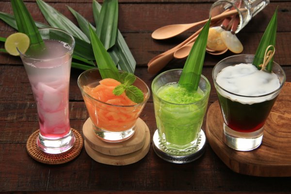 9 Rekomendasi Minuman Khas Indonesia yang Namanya Lucu dan Unik! Penasaran?