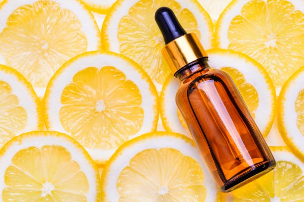 Wondering about Vitamin C and Reasons to Have It in Your Skin Care Regime: How to Find the Perfect Vitamin C Serum and 10 Best Vitamin C Serum Korean