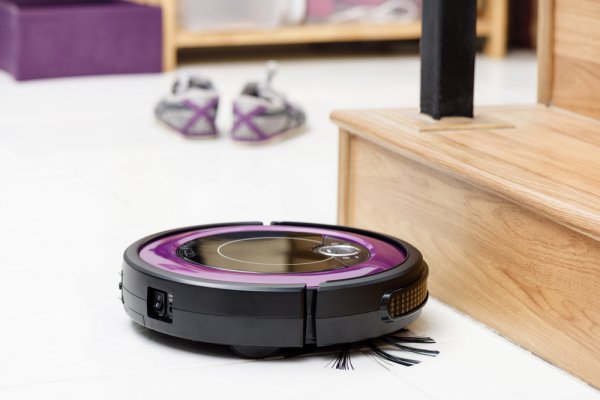 Bersihkan Rumah dengan 10 Rekomendasi Robot Vacuum Cleaner yang Canggih Ini (2019)