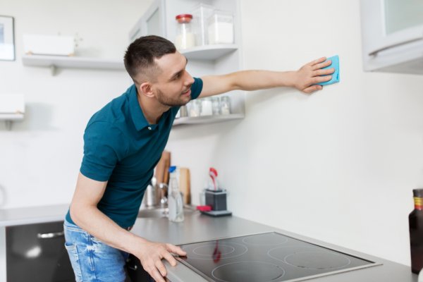 Finding It Difficult to Clean Oil Stains from Kitchen Wall Tiles? These are  the Best Practices