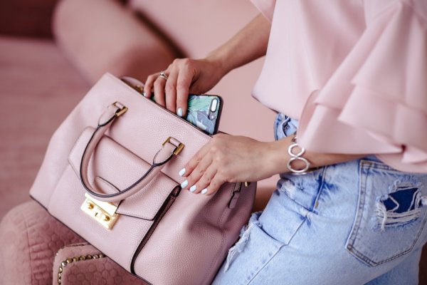 10 Lust Worthy Branded but Affordable Handbags for the Ladies Plus Bonus Tips That Will Make