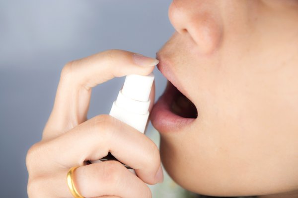 Bau Nafas Tidak Segar? Coba 10 Rekomendasi Parfum Mulut dari BP-Guide yang Ampuh Menghilang Bau Mulut Berikut Ini (2019)