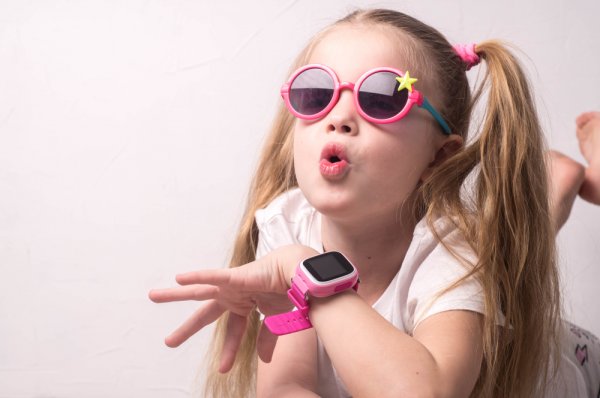 Mobile Watches Can Be Very Useful for a Child: 10 Best Mobile Watches for Kids & Why You Should Get One for Your Little One (2019)