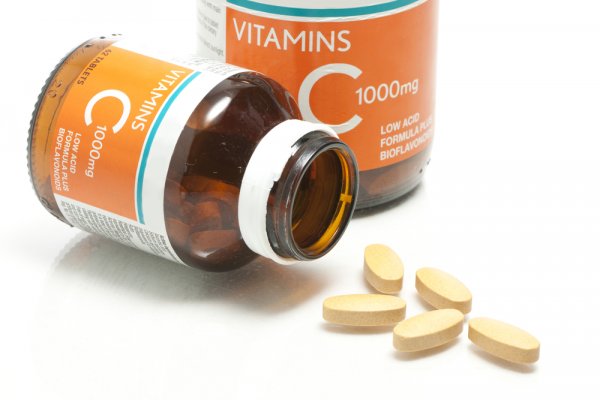 Manfaat Vitamin C dan 10 Rekomendasi Tablet Terbaiknya untuk Kesehatanmu (2018)