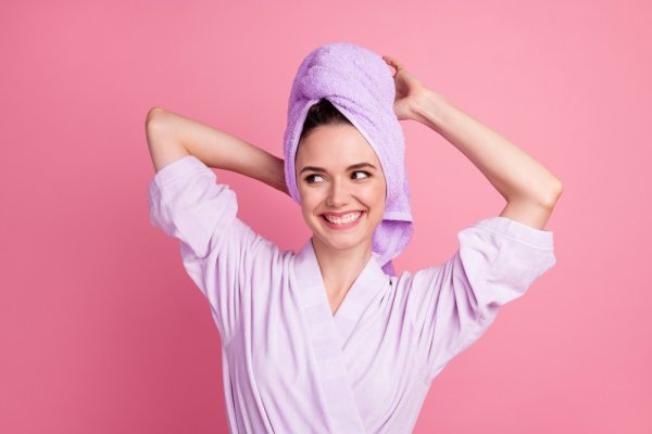 Keringkan Rambut dengan Cepat, Inilah 10 Handuk Rambut Terbaik agar Kulit Kepala Tetap Sehat (2023)
