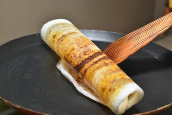 Don't Let a Sub-Standard Tawa Spoil Your Dosa Party. Check out the Best Dosa Tawas Currently Available in India to Get Those Crispy Perfect Dosas (2023)