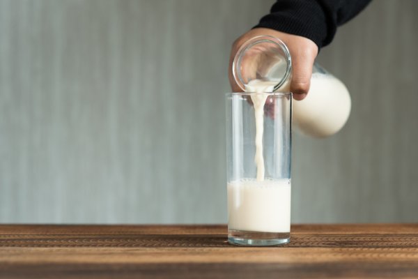 15 Rekomendasi Susu Rendah Lemak, Pilihan Sehat untuk Anda! (2023)	