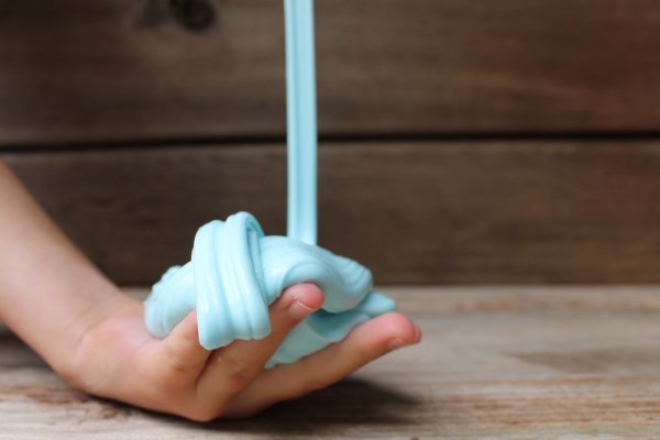 8 Kreasi Slime yang Aman Mengasyikkan dan Bisa Dibuat Sendiri di Rumah