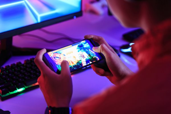 10 Rekomendasi HP Gaming Murah 1 Jutaan dari BP-Guide! (2023)